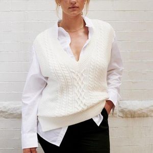 Abercrombie Oversized Cream Sweater Vest
